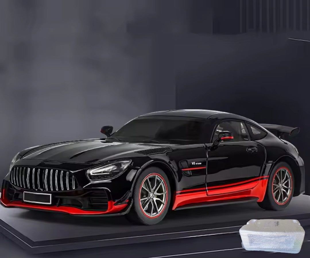 Mercedes AMG GTR 1/18 son et lumière