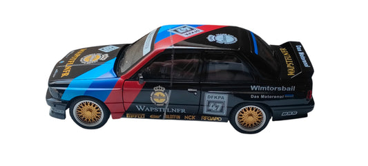 BMW M3 E30 - 1/24 - Son & lumière - Ouvrants amovibles