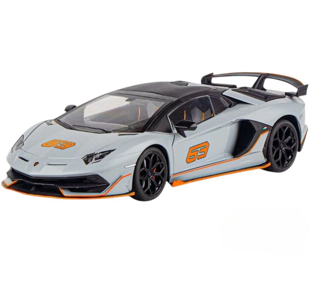 Lamborghini Aventador SVJ 1/18 Son et lumière