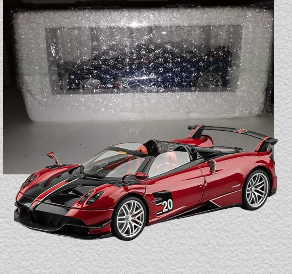 Pagani Huayra BC 1/18 Son et lumière