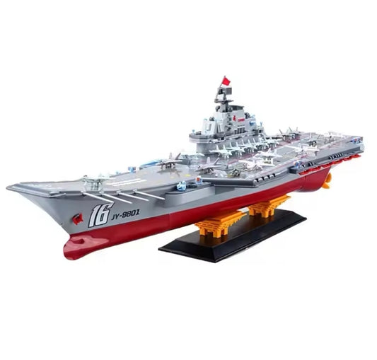 Bateau Porte-Avions Amiral Kouznetsov - télécommandé 1/438